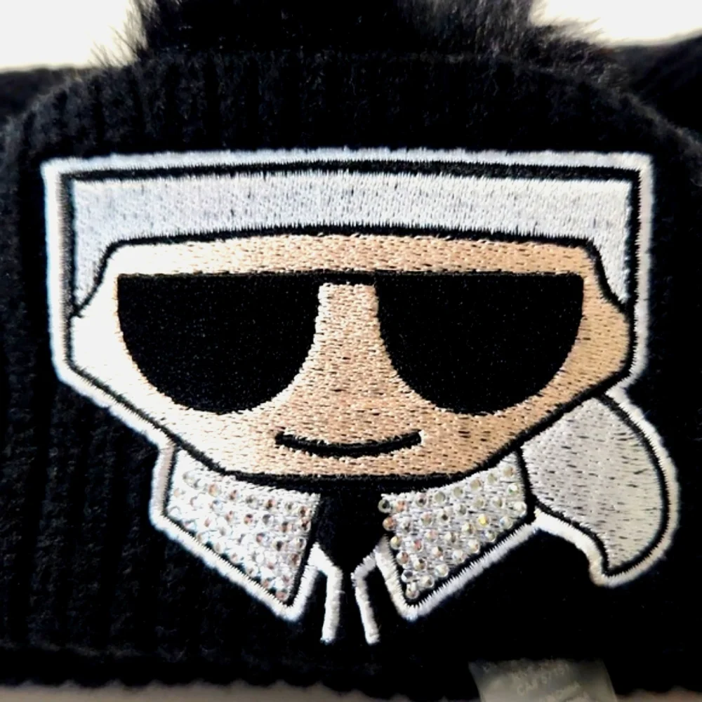 NWT Karl Lagerfeld Black Rhinestone Faux Fur Pom-Pom Beanie